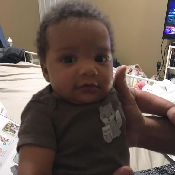 Meet your Posher, Ebonie - Picture 1 of 1